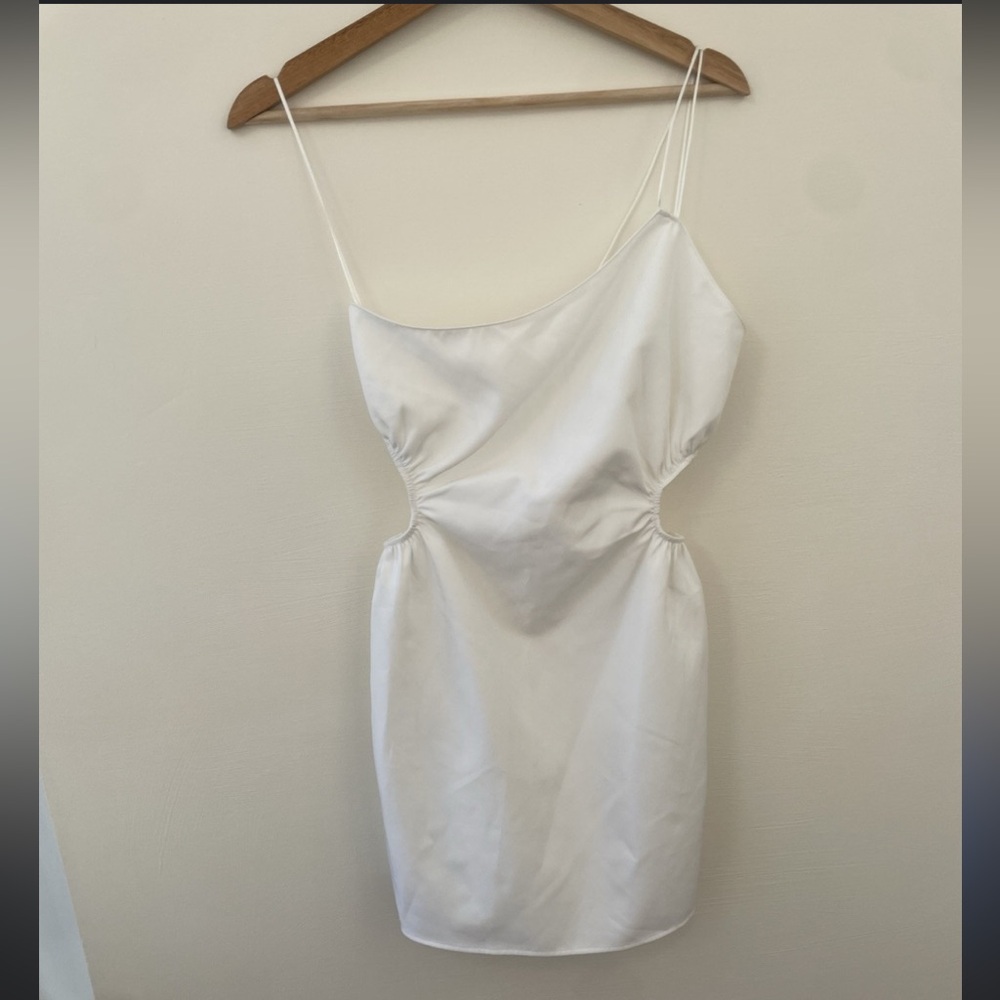 Elegant White One-Shoulder Dress